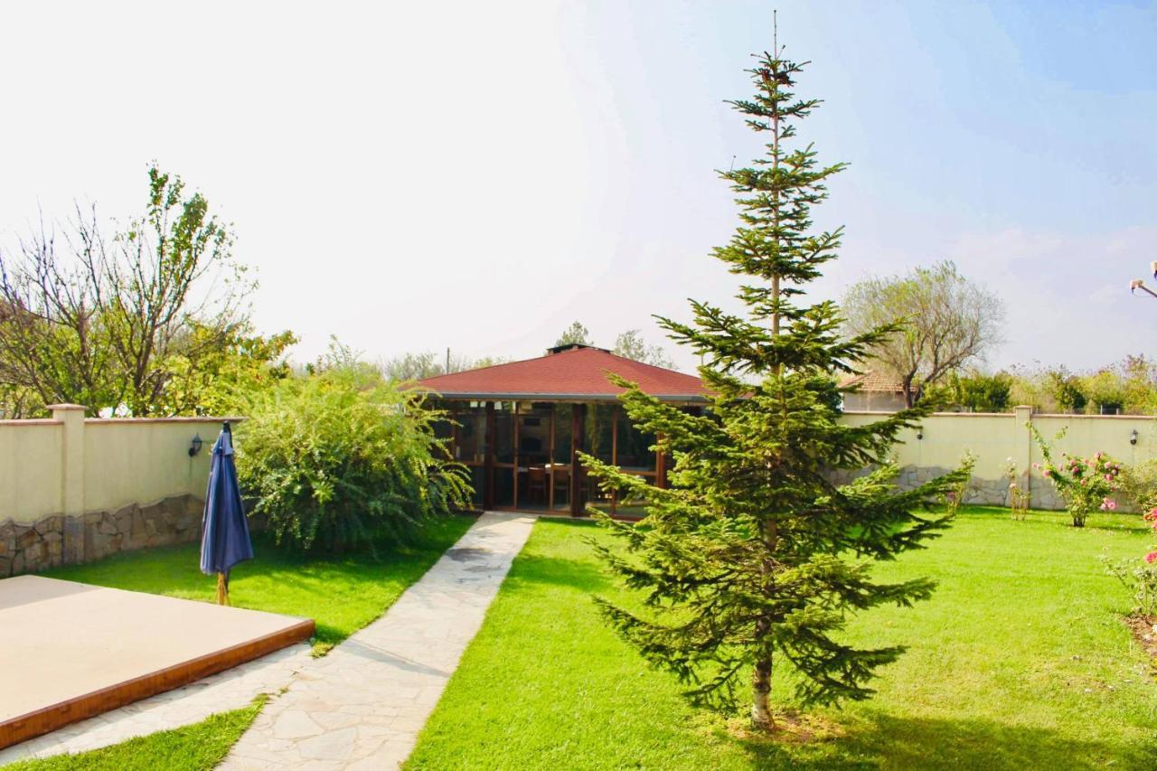 Ezerets Guest House Anita Exterior photo